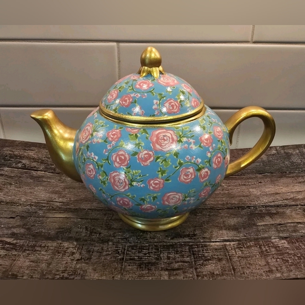Disney Collector's Alice In Wonderland Teapot Cookie Jar